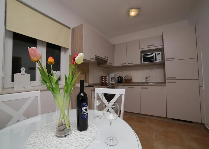With Parking Space Supetar, Brac - 12489 Apartment Supetar